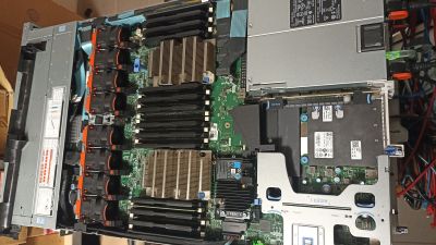 Dell 1U R640 10SFF(+8NVME), 2x Xeon Silver 4110, 1x RAM