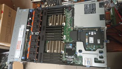 Dell 1U 8SFF R640, 2x Xeon Gold 6138, 96GB RAM