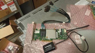 Adaptec ASR-8805