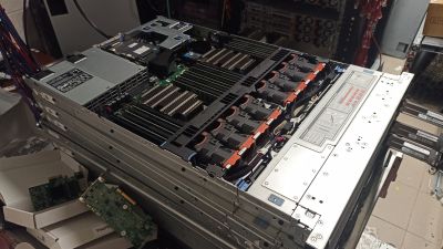 Dell R640 1U 8SFF 2PSU, 2x Xeon Gold 6138 - 3CNHMR2