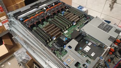 Dell R640 1U 8SFF 2PSU, 2x Xeon Gold 6138 - 3CPGMR2