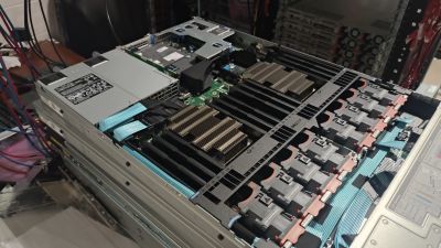 Dell R640 1U 10SFF (8NVME) 2PSU, 2x Xeon Silver 4214 - 3JBWPY2