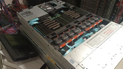 Dell R640 1U 10SFF (8NVME) 2PSU, 2x Xeon Silver 4214 - 4LBWPY2