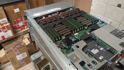 Dell R640 1U 10SFF (8NVME) 2PSU, 2x Xeon Gold 6126 - 5LBWPY2