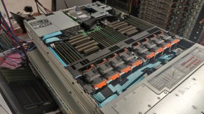 Dell R640 1U 10SFF (8NVME) 2PSU, 2x Xeon Silver 4214 - 9HBWPY2