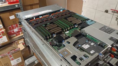 Dell R640 1U 10SFF (8NVME) 2PSU, 2x Xeon Silver 4214 - 9HBWPY2
