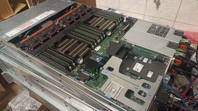 Dell R640 1U 10SFF 2PSU, 2x Xeon Silver 4110 - BGYSGY2