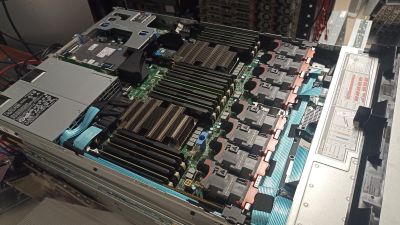 Dell R640 1U 10SFF (8NVME) 2PSU, 2x Xeon Silver 4214 - CJBWPY2