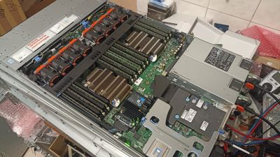 Dell R640 1U 4LFF 2PSU, 2x Xeon Gold 5118 - D1D4NX2