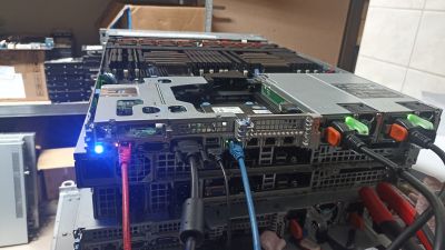 Dell R640 1U 8SFF 2PSU, 2x Xeon Silver 4110 - DZ9RYR2