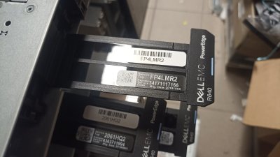 Dell R640 1U 8SFF 2PSU, 2x Xeon Bronze 3104 - FP4LMR2