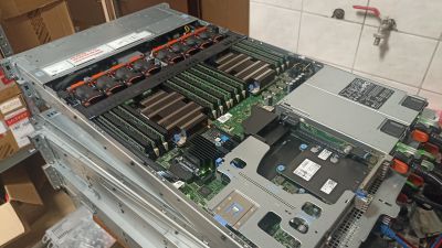 Dell R640 1U 10SFF 2PSU, 2x Xeon Silver 4110 - FV0N2S2