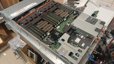 Dell R640 1U 10SFF 2PSU, 2x Xeon Gold 6138 - FXRNSZ2