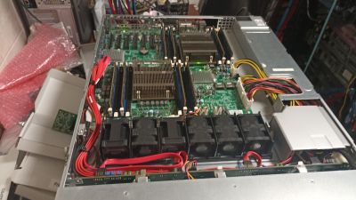 Supermicro 1U 4LFF 1PSU, X9DRD, 2xE5-2609, 64GB RAM