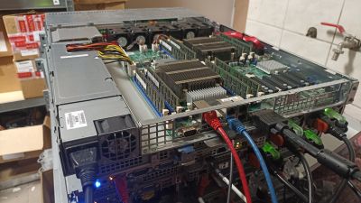 Supermicro 1U 4LFF 1PSU, X9DRD, 2xE5-2609, 64GB RAM