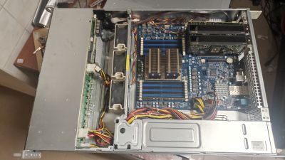 Supermicro 2U 24SFF 2PSU, MZ31-AR0-00, AMD EPYC 7401P 24C/48T