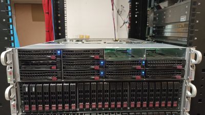 2U Supermicro, Xeon E5520, 24GB RAM, 8x4TB, 2x240GB SSD