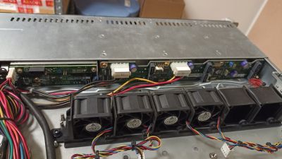 7x Supermicro CSE-113MTQ-563CB